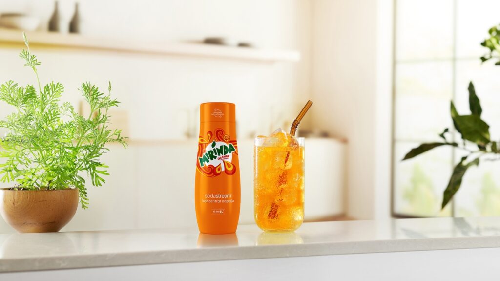 Napój i koncentrat o smaku Mirinda