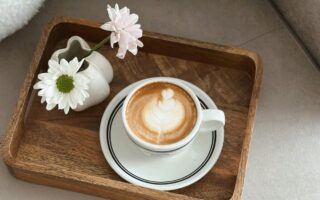 Dlaczego kawa bywa kwaśna i jak ją zbalansować?