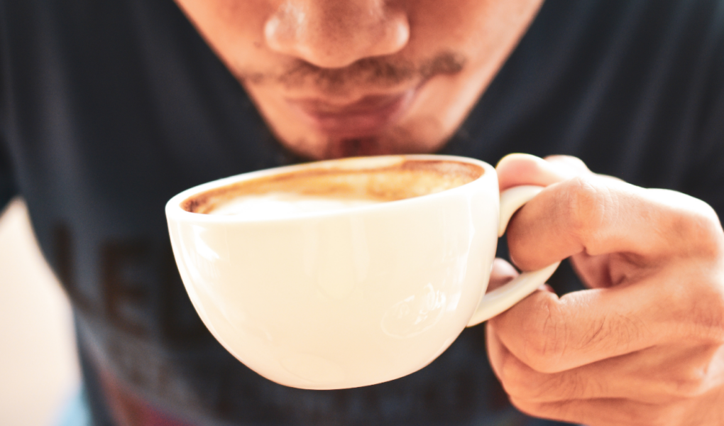Dlaczego kawa smakuje gorzko i jak to zmienić?