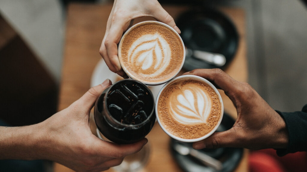capppucinno i kawa mrożona